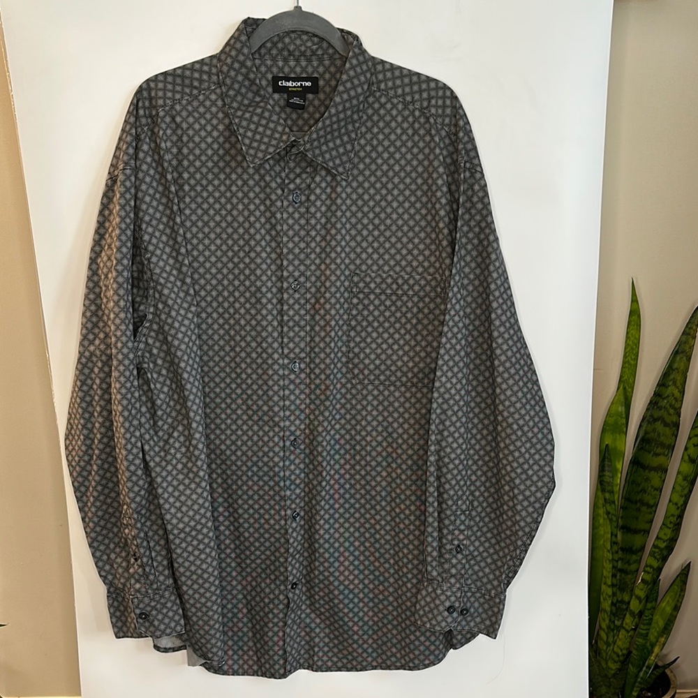 Claiborne Gray Patterned Button-Up Shirt